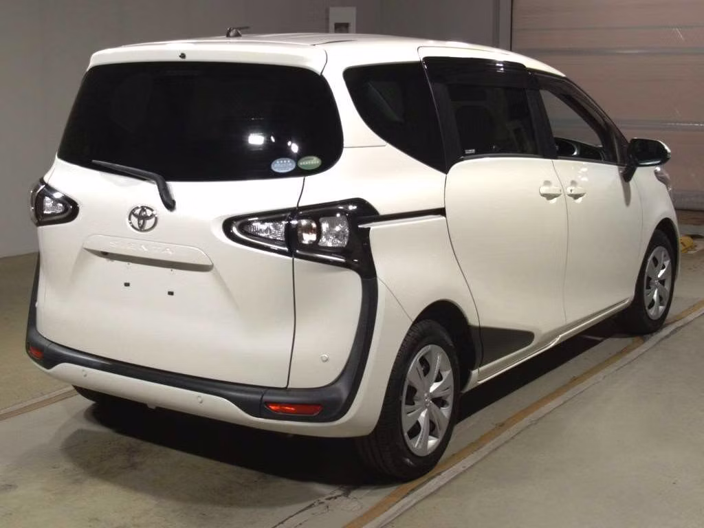 TOYOTA SIENTA