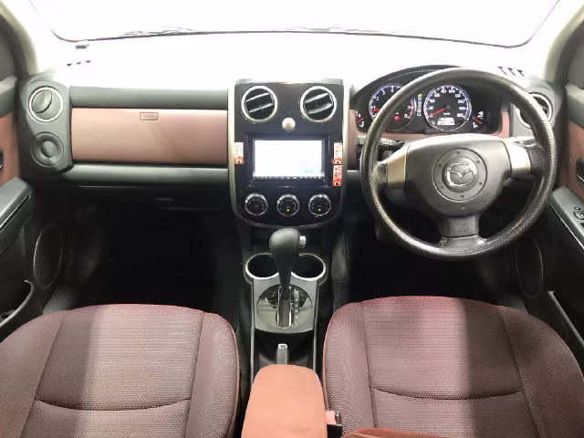 MAZDA VERISA