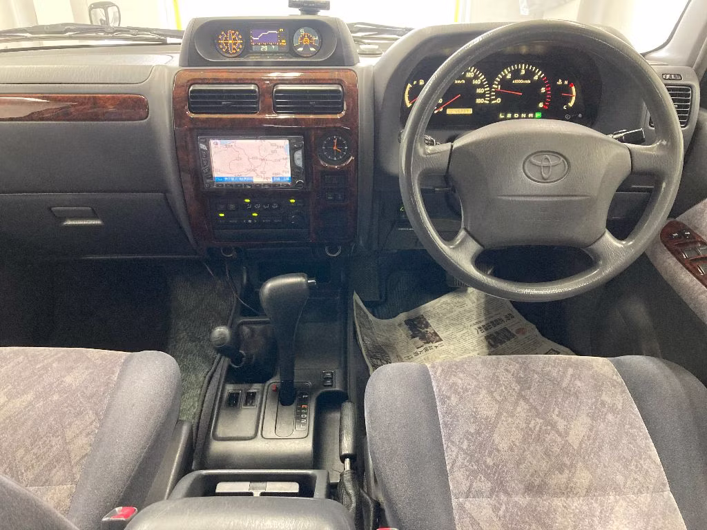 TOYOTA LAND CRUISER PRADO