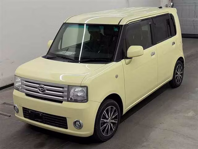 DAIHATSU MOVE CONTE