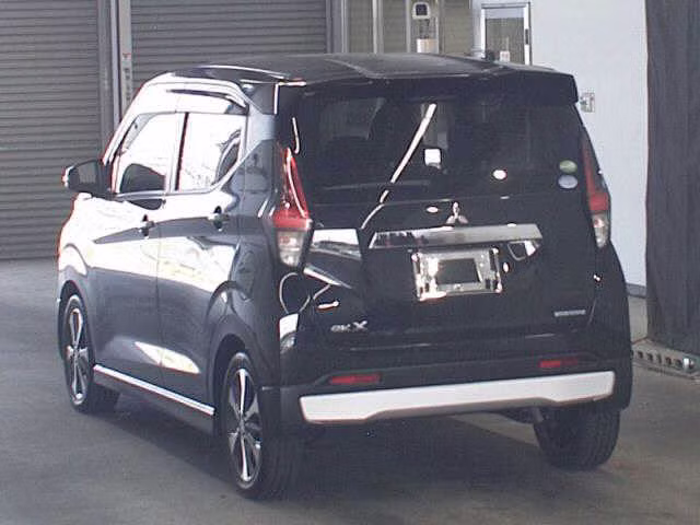 MITSUBISHI EK X