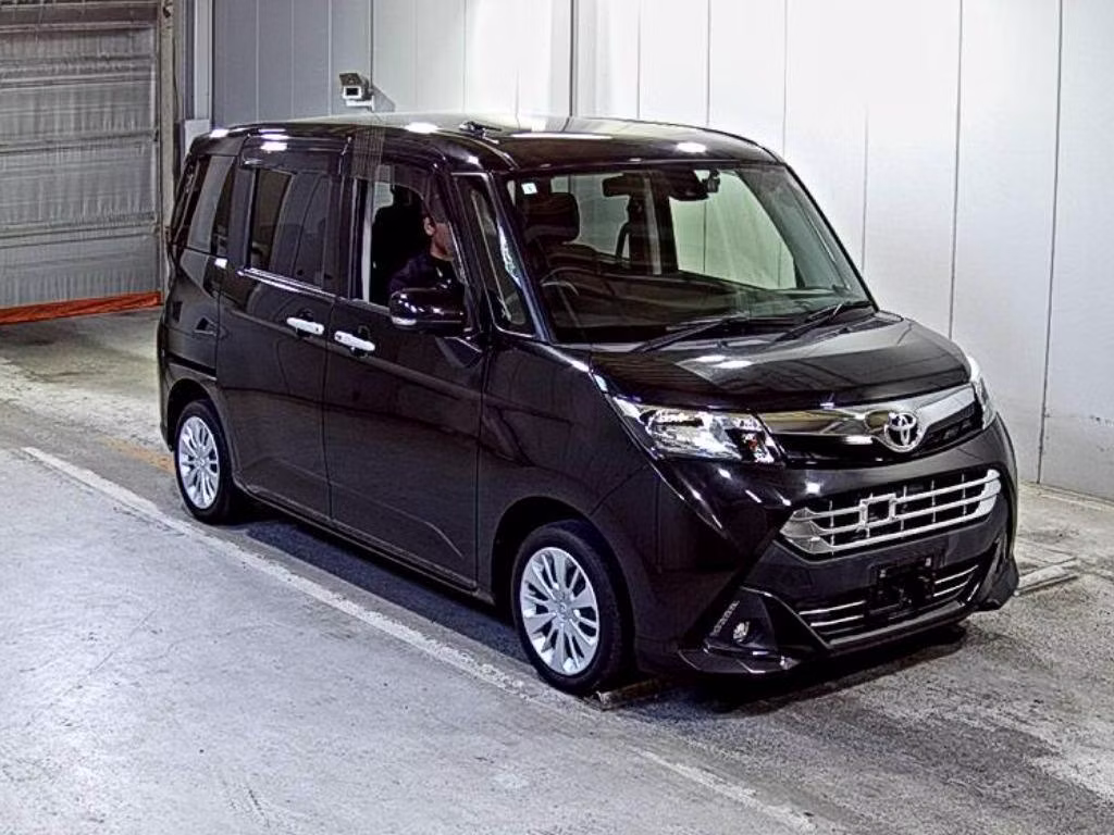 TOYOTA TANK