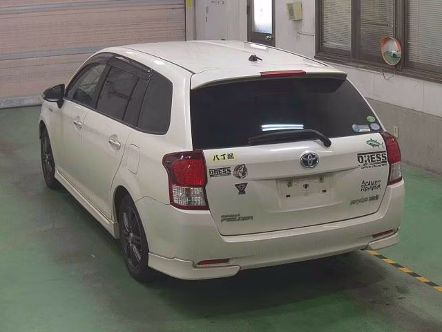 TOYOTA COROLLA FIELDER