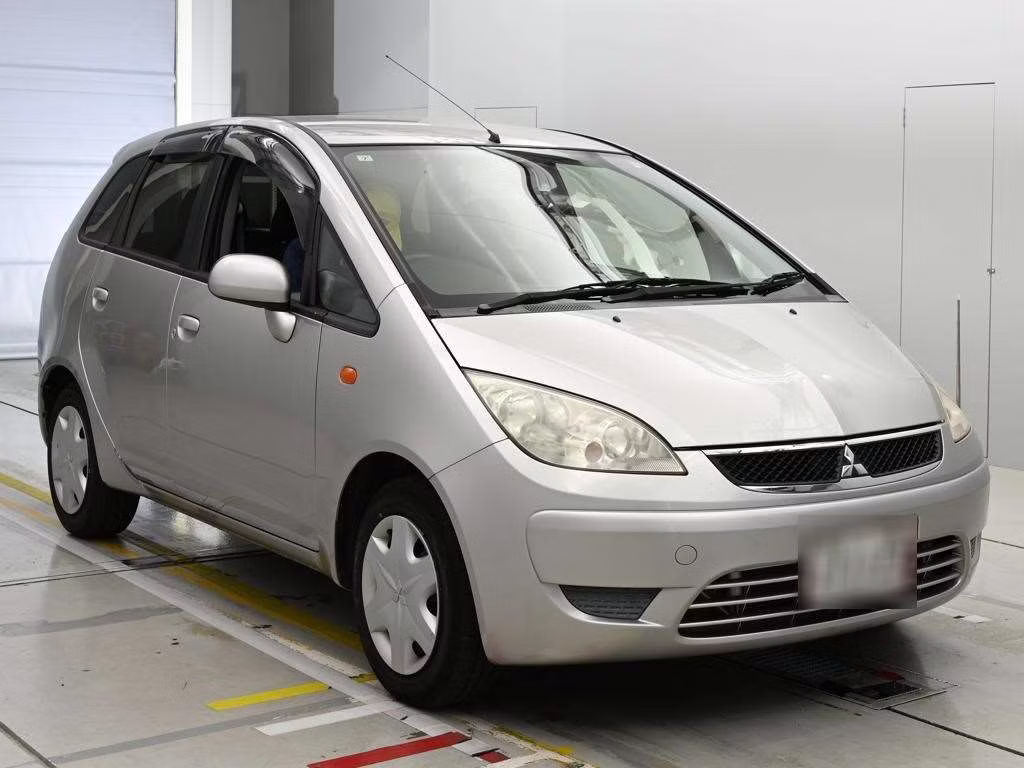 MITSUBISHI COLT PLUS