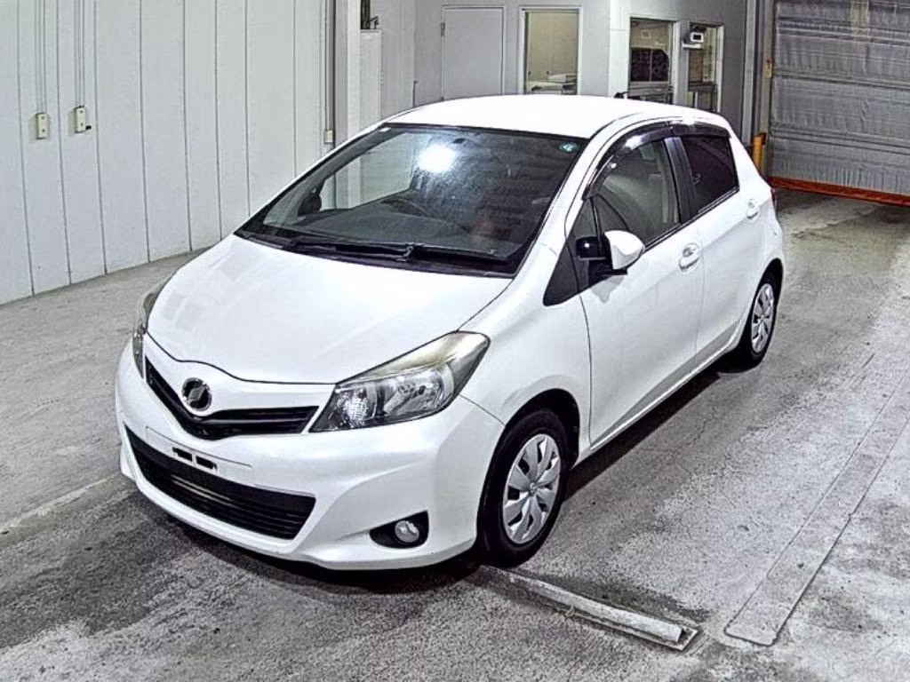 TOYOTA VITZ