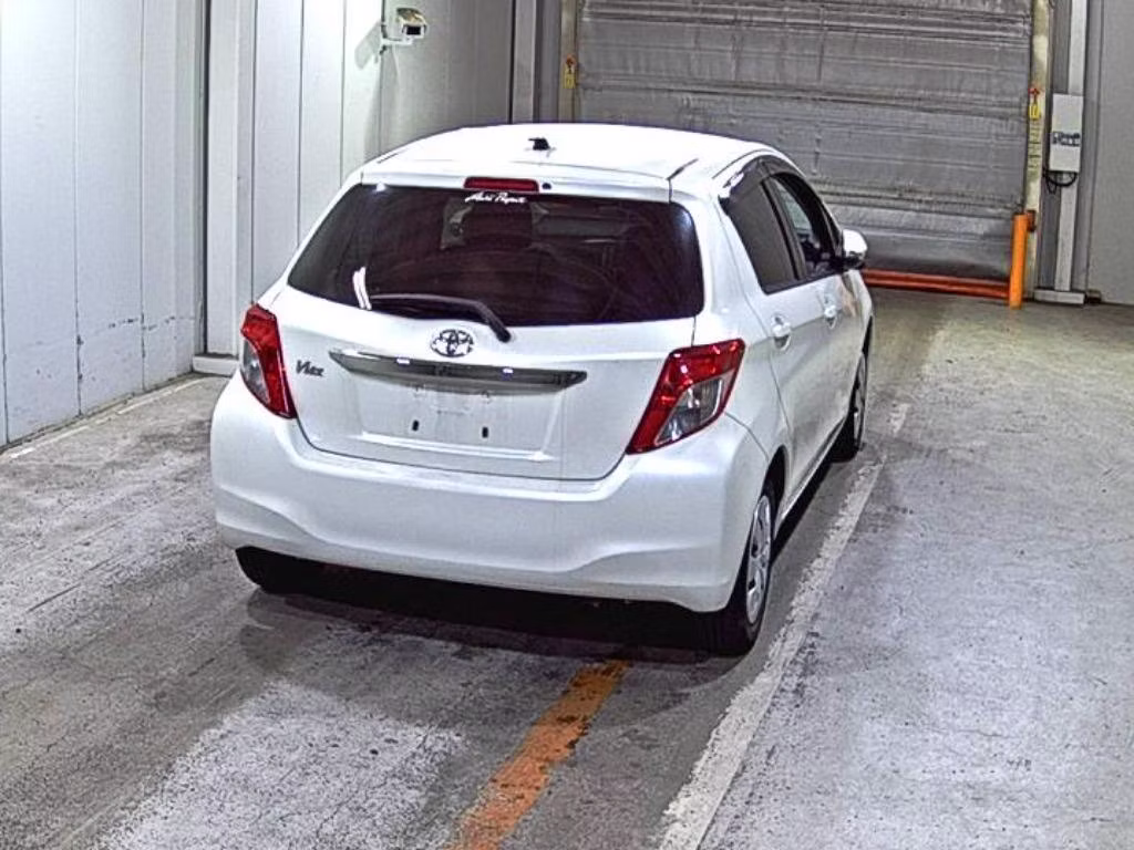 TOYOTA VITZ