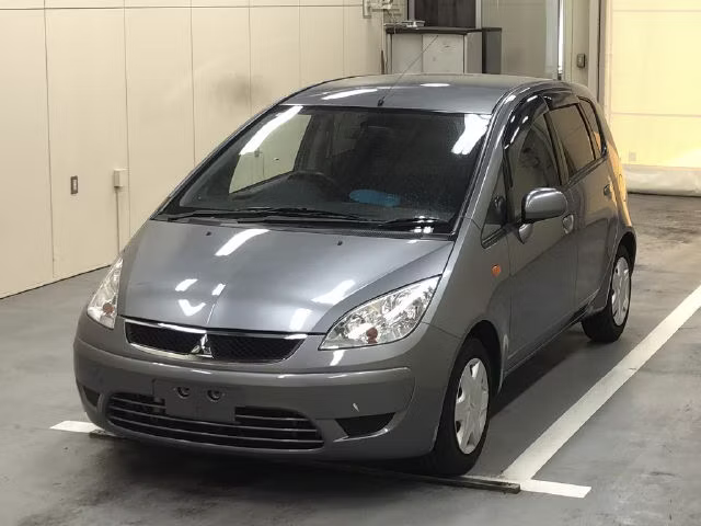MITSUBISHI COLT