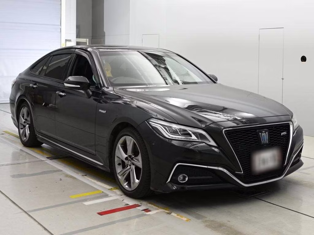 TOYOTA CROWN
