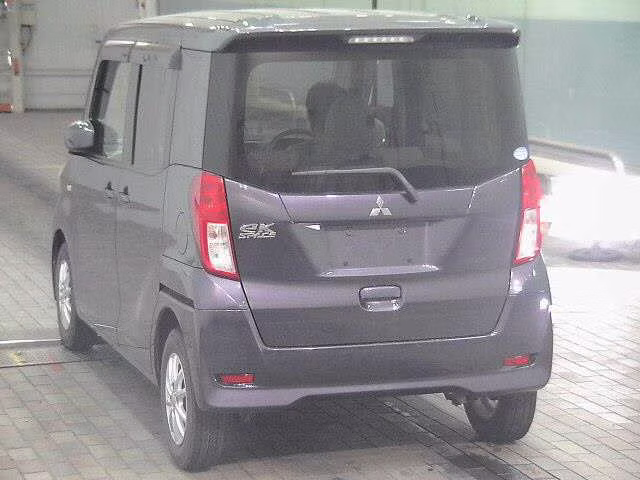 MITSUBISHI EK SPACE