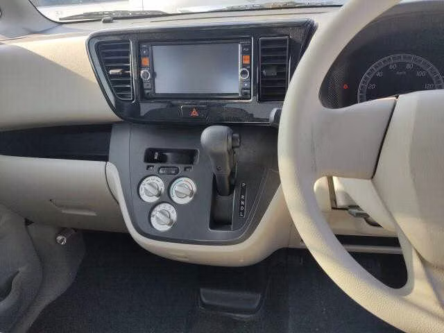 MITSUBISHI EK SPACE