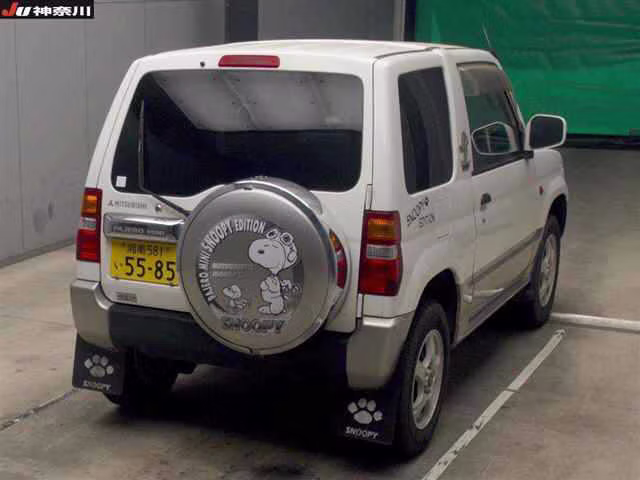 MITSUBISHI PAJERO MINI