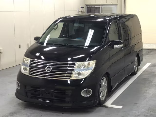 NISSAN ELGRAND