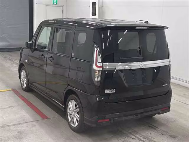 MITSUBISHI DELICA D:2