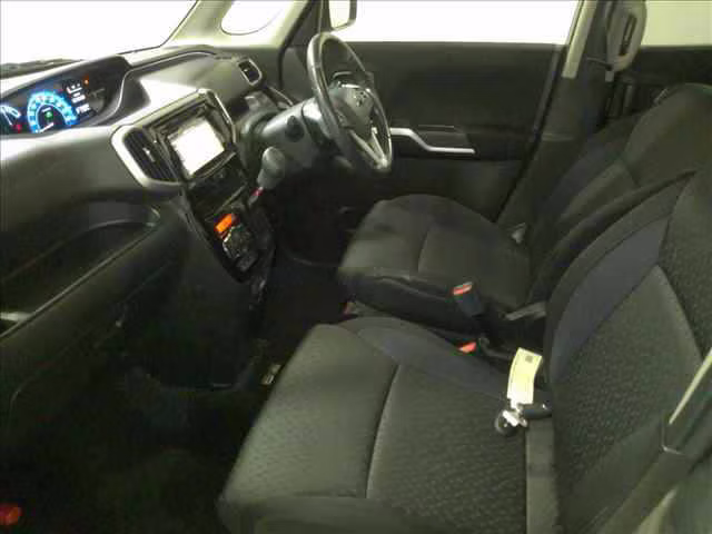 MITSUBISHI DELICA D:2