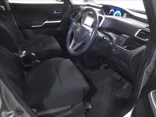 MITSUBISHI DELICA D:2