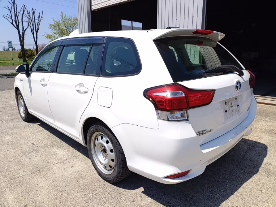 TOYOTA COROLLA FIELDER