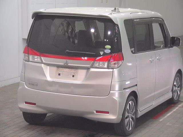 MITSUBISHI DELICA D:2