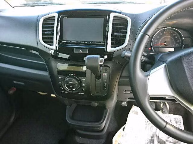 MITSUBISHI DELICA D:2