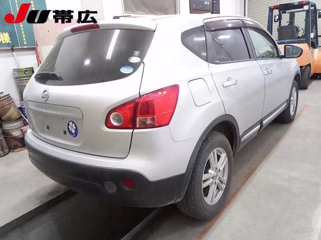 NISSAN DUALIS