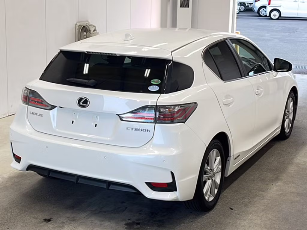 LEXUS CT200H