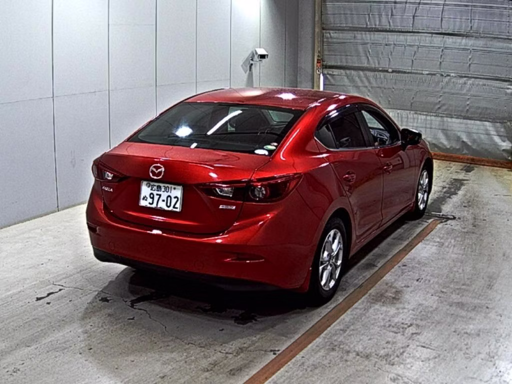 MAZDA AXELA
