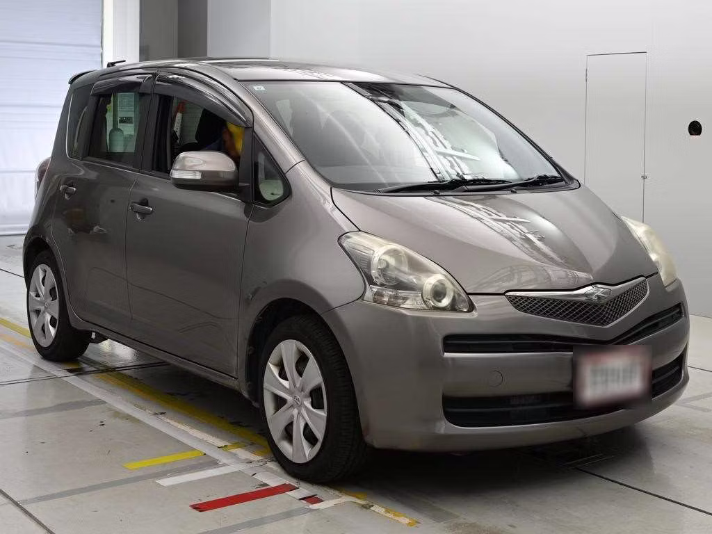 TOYOTA RACTIS