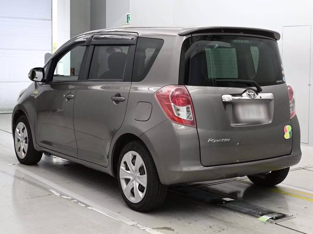 TOYOTA RACTIS
