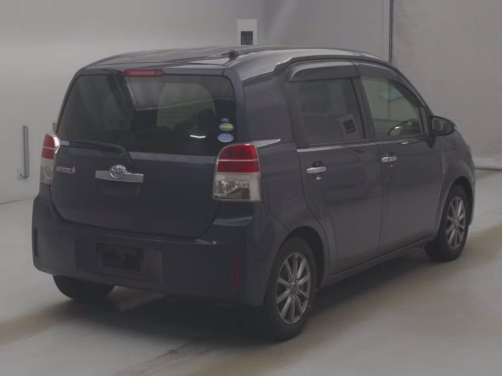 TOYOTA SPADE