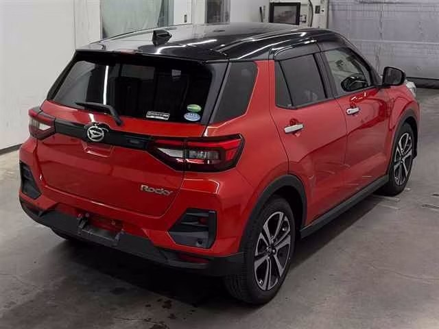 DAIHATSU ROCKY