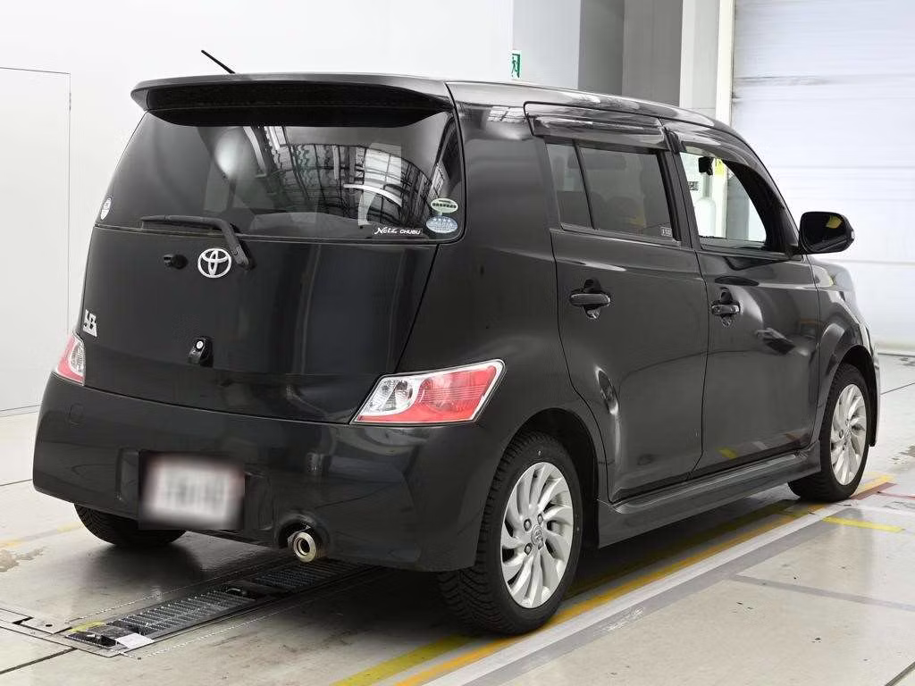 TOYOTA BB