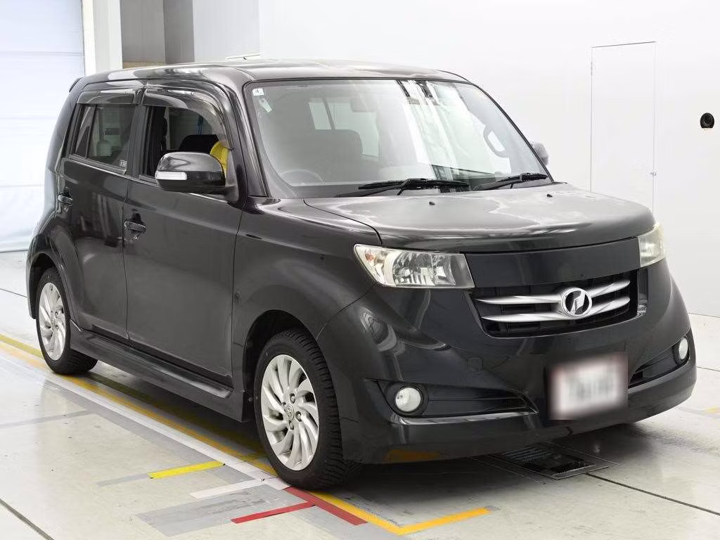 TOYOTA BB