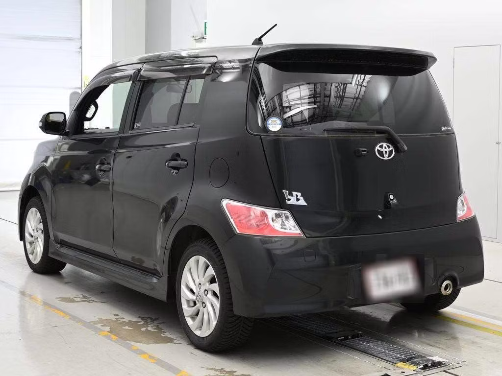 TOYOTA BB