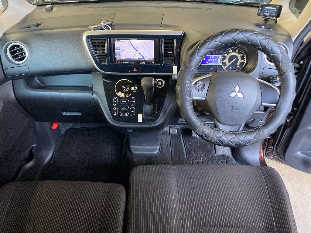 MITSUBISHI EK SPACE