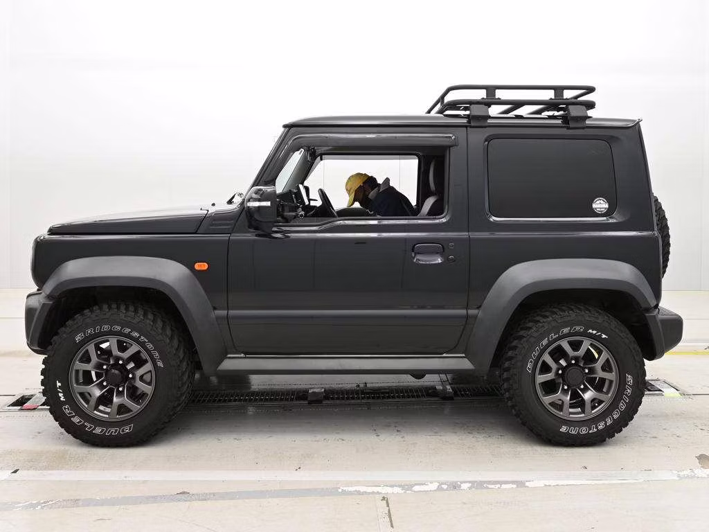 SUZUKI JIMNY SIERRA