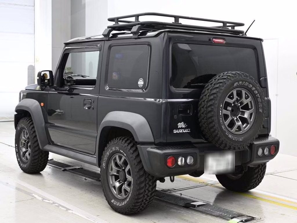 SUZUKI JIMNY SIERRA