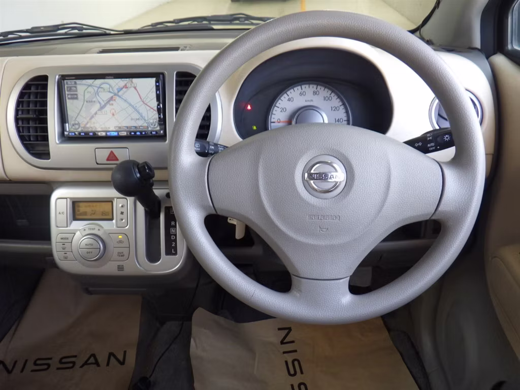 NISSAN MOCO