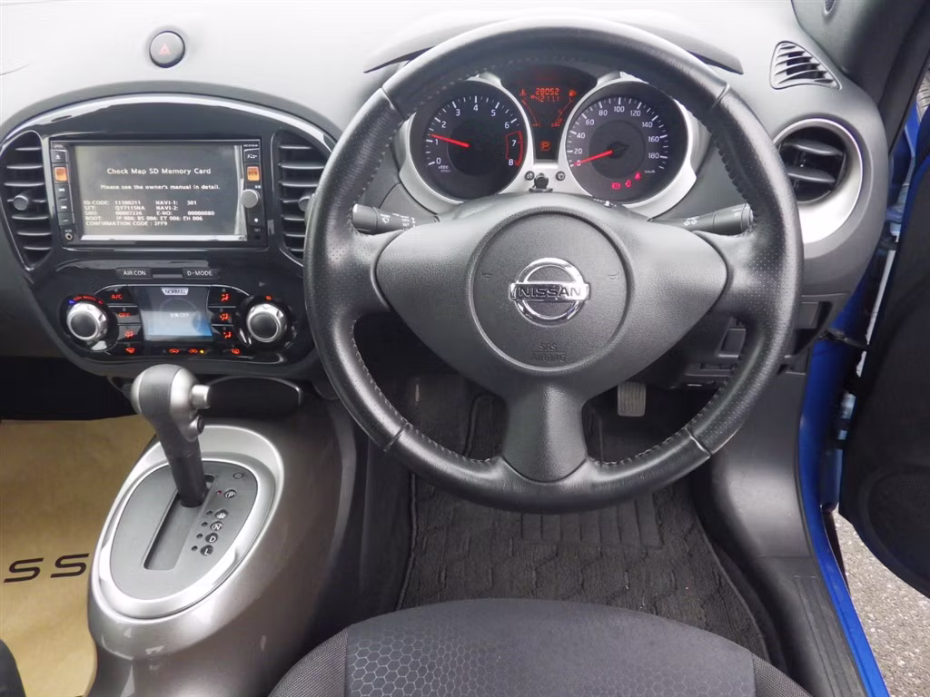 NISSAN JUKE