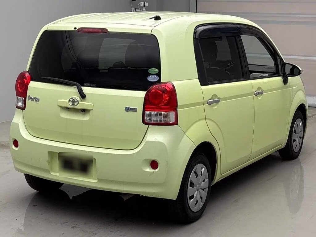 TOYOTA PORTE