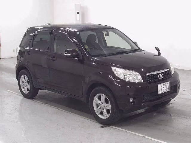 TOYOTA RUSH