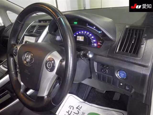 TOYOTA SAI
