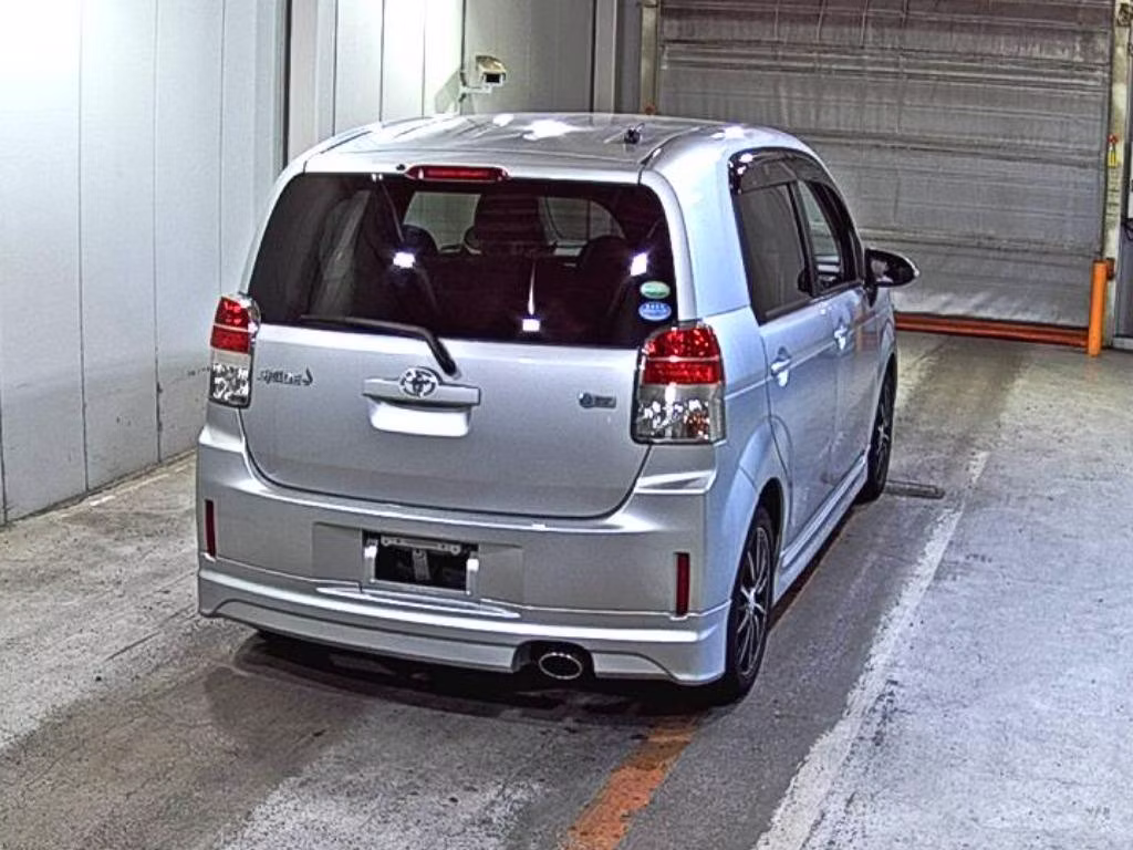 TOYOTA SPADE