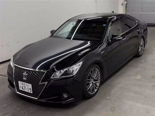 TOYOTA CROWN