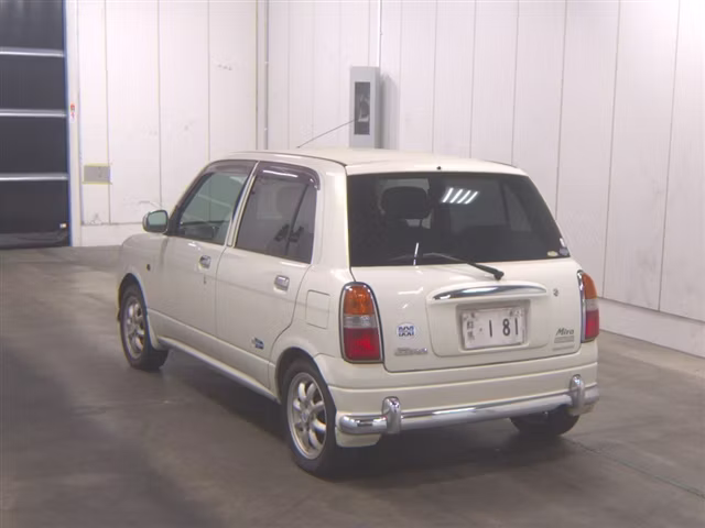 DAIHATSU MIRA GINO