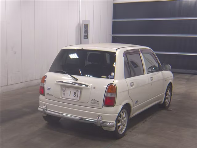 DAIHATSU MIRA GINO