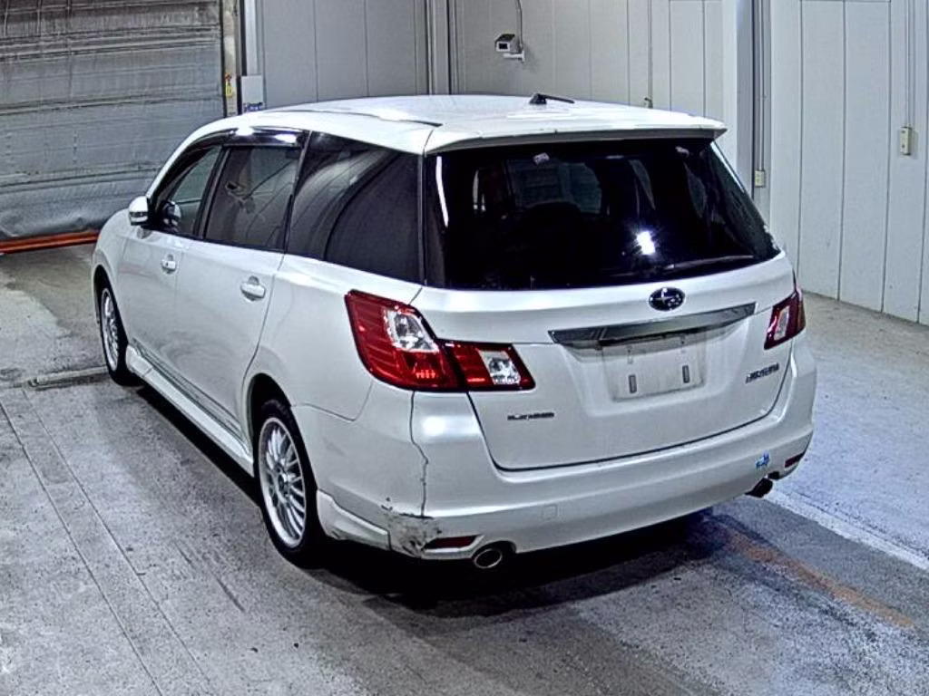 SUBARU EXIGA