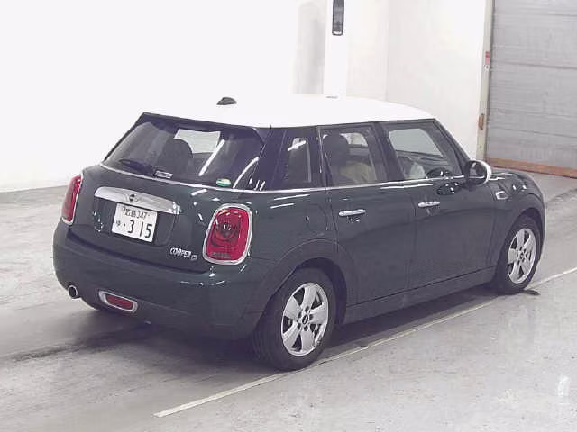 MINI HATCH