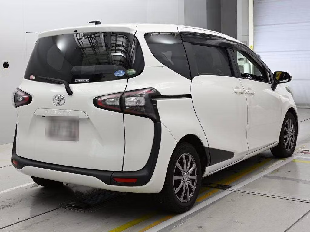 TOYOTA SIENTA