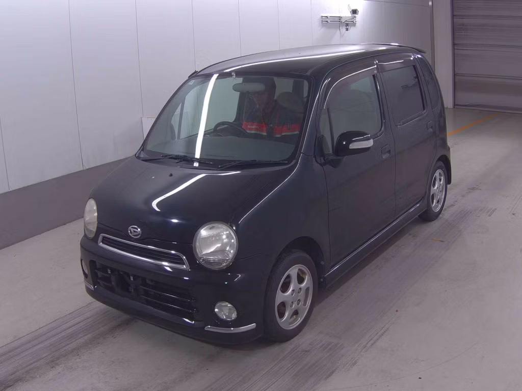 DAIHATSU MOVE LATTE