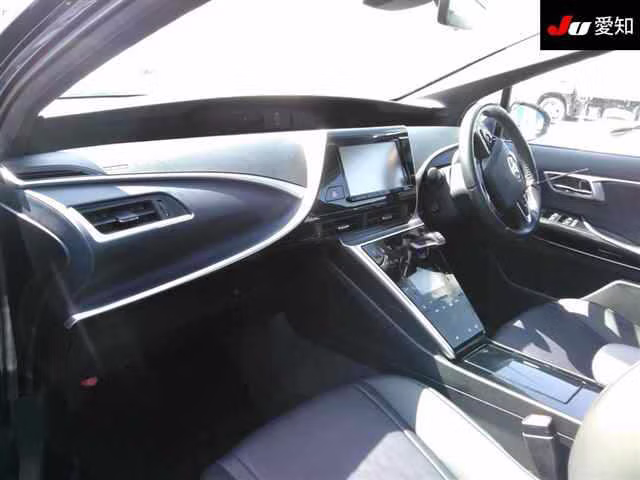 TOYOTA MIRAI
