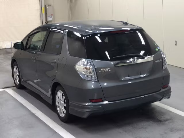 HONDA FIT SHUTTLE